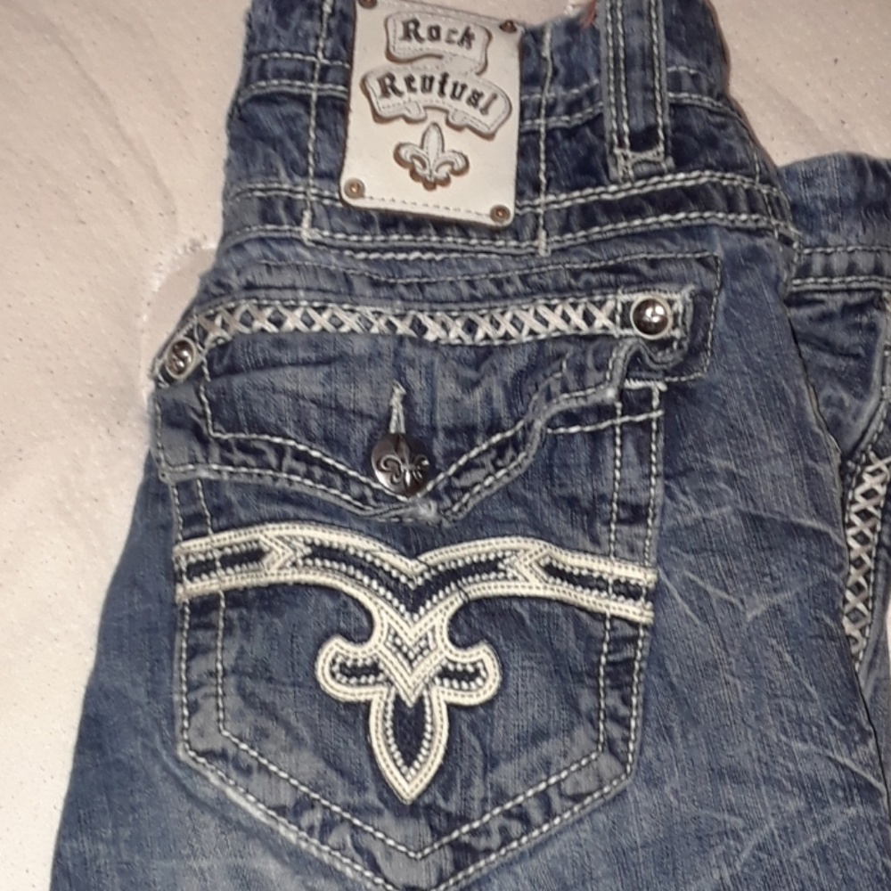 Jeans - Picture 2 of 3